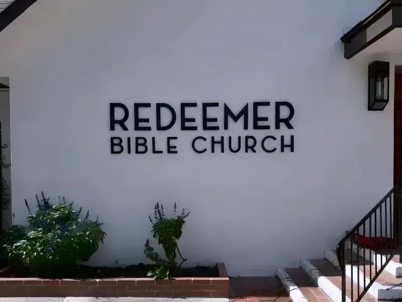 Non-Lit 3D Signs